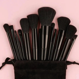 Set de 13 Brochas de Maquillaje Profesional — Mango de Colores