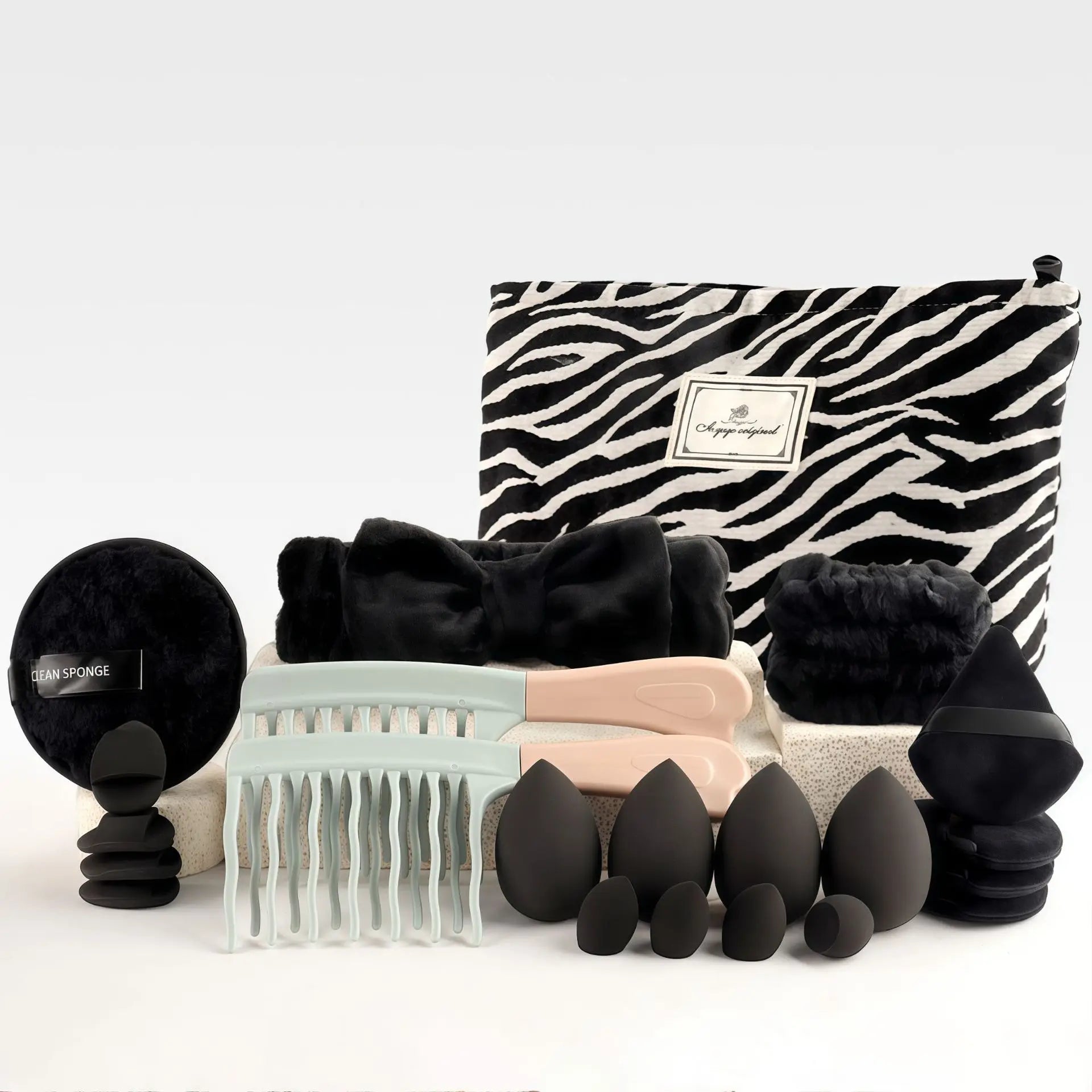 Set de Brochas de Maquillaje Profesional + Neceser de Viaje