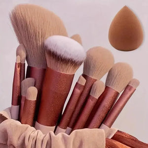 Set de 13 Brochas de Maquillaje Profesional — Mango de Colores