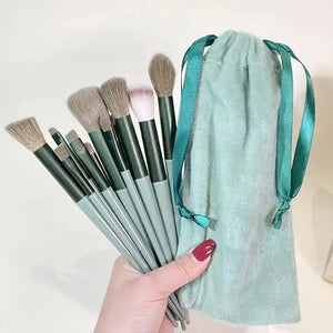 Set de 13 Brochas de Maquillaje Profesional — Mango de Colores