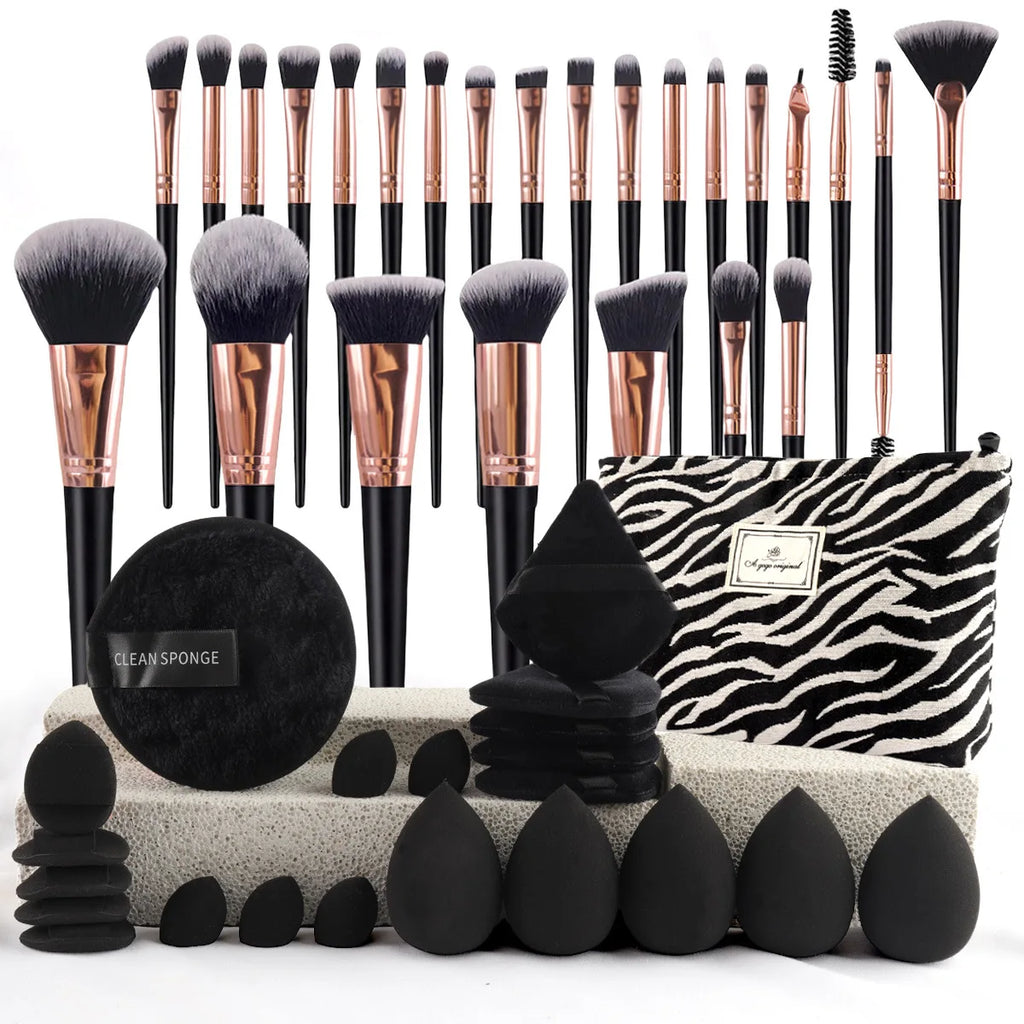 Set de Brochas de Maquillaje Profesional + Neceser de Viaje