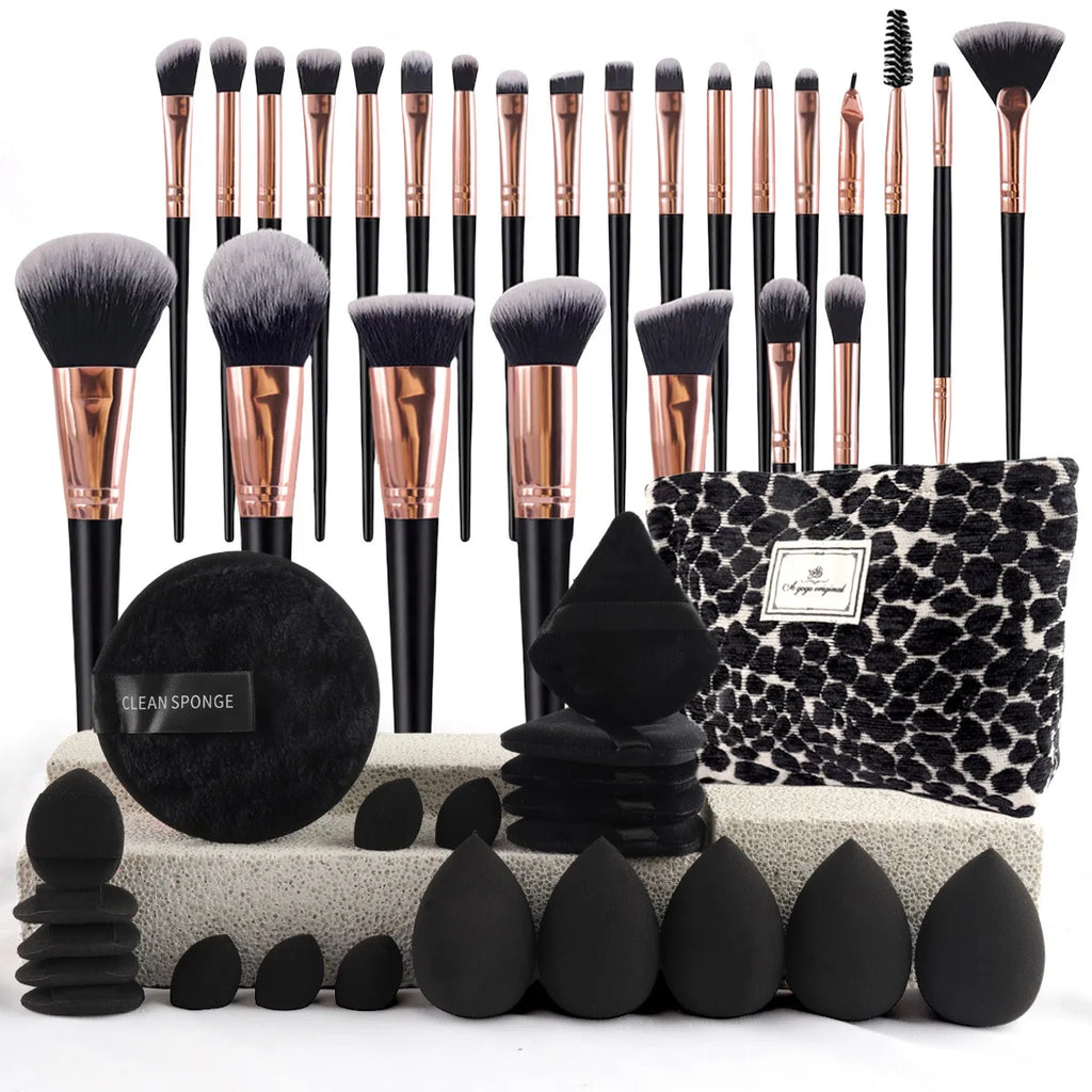 Set de Brochas de Maquillaje Profesional + Neceser de Viaje